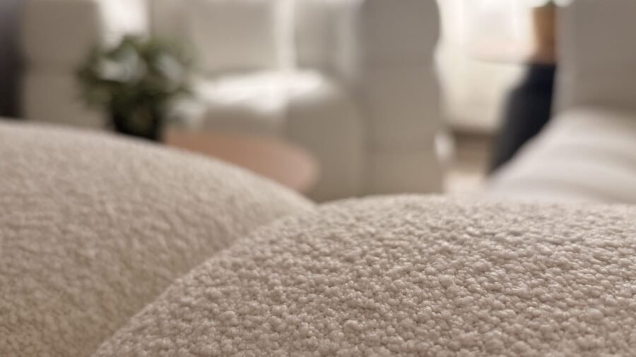 canape design de luxe tissu bouclette beige clair